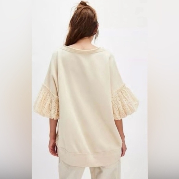 NWT ❤️‍🩹 Free People Doily Eyelet Heart Lace Oversized Sweatshirt Top Sz. XS - Picture 3 of 9